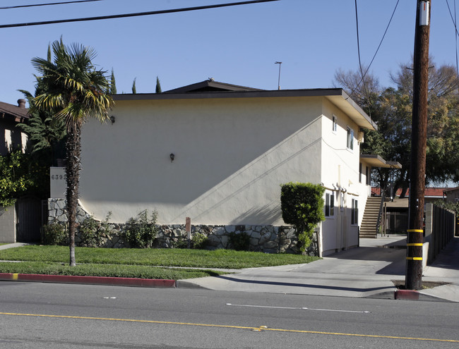 6392 Stanton Ave in Buena Park, CA - Building Photo - Building Photo