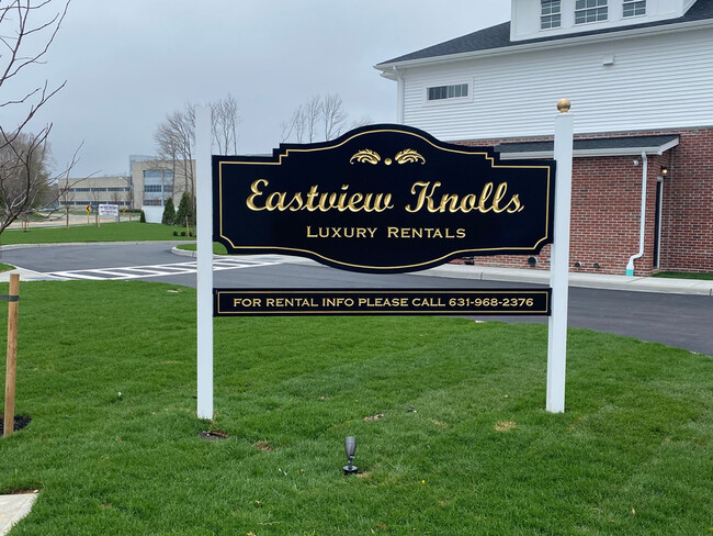 Eastview Knolls