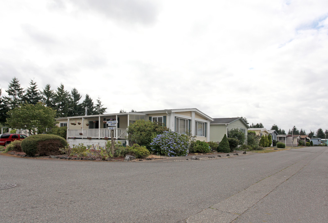 Friendly Ridge Mobile Home Park in Olympia, WA - Building Photo