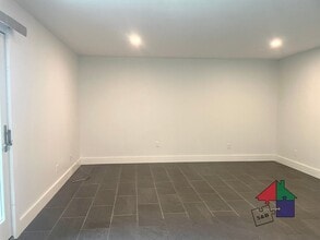 60 Snowdrift Ln-Unit -C4 in Stowe, VT - Foto de edificio - Building Photo