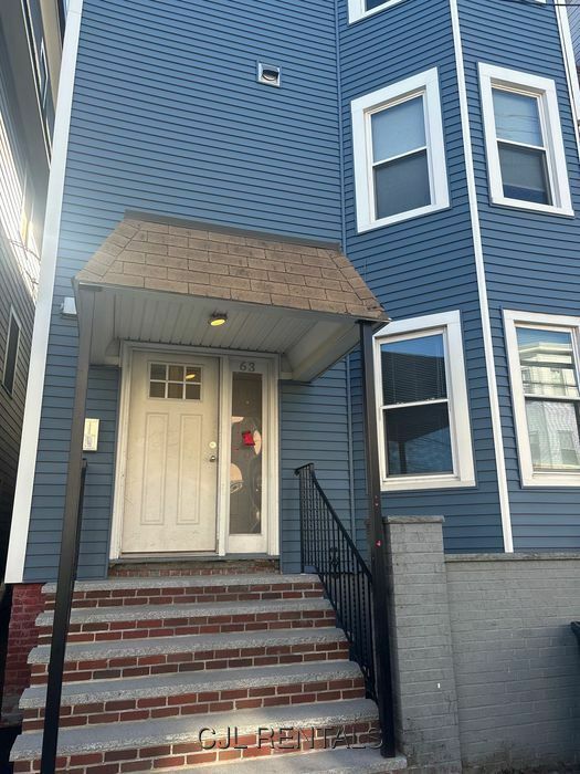 63 Falcon St in Boston, MA - Building Photo - Building Photo