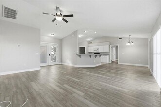 985 Highland Crest Cir in Lake Wales, FL - Building Photo - Building Photo