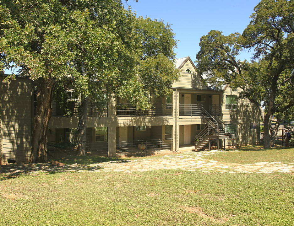 Parker Square Condos in Austin, TX - Building Photo