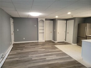 223 Cottage St. in Pawtucket, RI - Building Photo - Building Photo