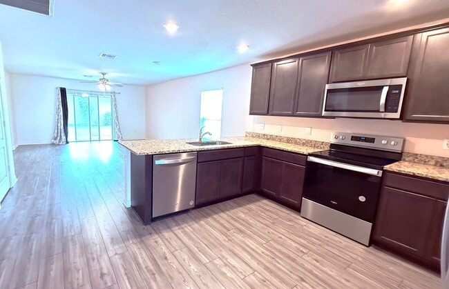 5361 Imagination Dr in Fort Pierce, FL - Building Photo - Building Photo