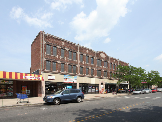 23-39 Main St in New Britain, CT - Building Photo - Building Photo