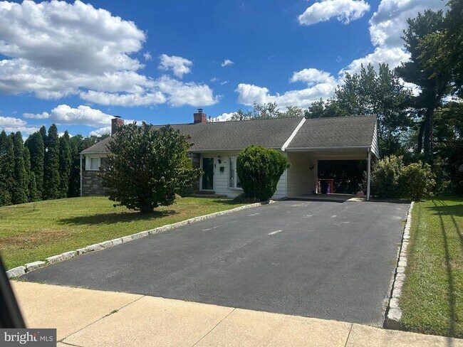409 Yale Ave in Broomall, PA - Building Photo - Building Photo