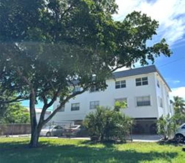 6200 NE 22nd Way, Unit 311 in Fort Lauderdale, FL - Building Photo - Building Photo