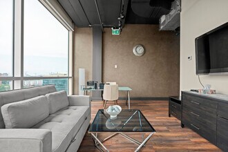 1275 Finch Ave W in Toronto, ON - Building Photo - Building Photo