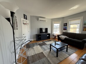 100 Calumet St, Unit 3 in Boston, MA - Foto de edificio - Building Photo