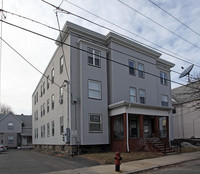 22 Auburn St in Malden, MA - Foto de edificio - Building Photo