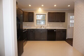 1515 Kitchen St in Jonesboro, AR - Building Photo - Building Photo