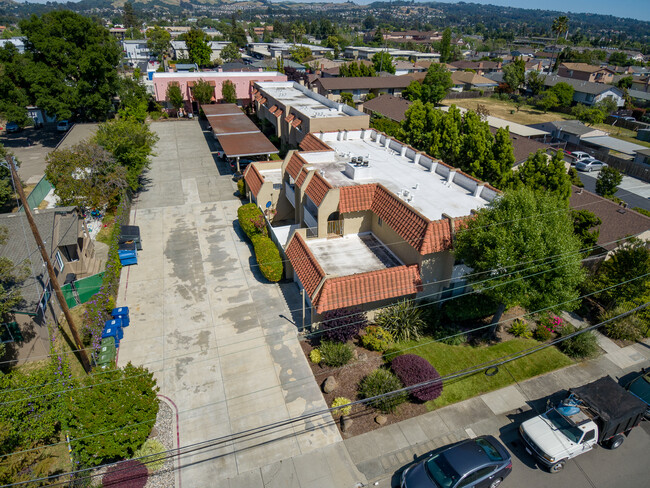 20824-20846 Chester St in Castro Valley, CA - Foto de edificio - Primary Photo