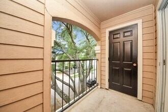 3231 Allen Pkwy in Houston, TX - Foto de edificio - Building Photo