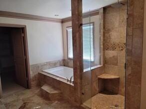 3756 Lake Haven Way in Atlanta, GA - Building Photo - Building Photo