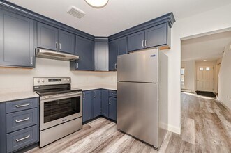 75 Woodland in Rochester, NH - Building Photo - Building Photo