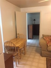 294 Hines Ave in White Sulphur Springs, WV - Building Photo - Building Photo