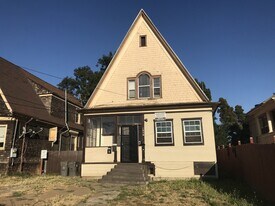 1856 28th Ave in Oakland, CA - Building Photo