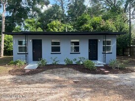 3313 Kennedy St in Palatka, FL - Building Photo
