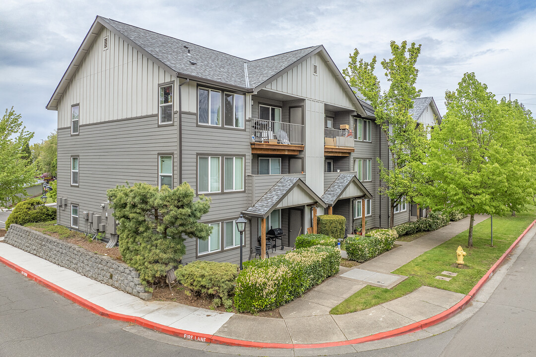 Gateway Commons in Hillsboro, OR - Building Photo