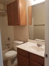 5123 Fountain Hill in San Antonio, TX - Building Photo - Building Photo