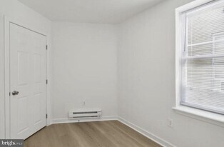 5554 Lansdowne Ave in Philadelphia, PA - Building Photo