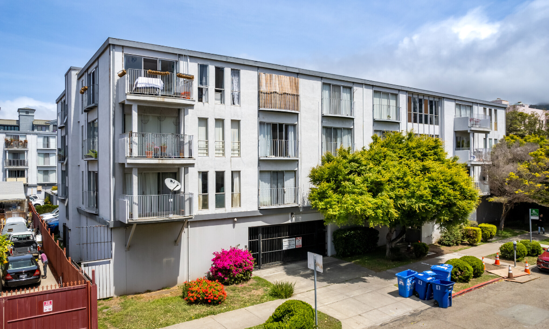 Berkeley Park Apartments in Berkeley, CA - Foto de edificio