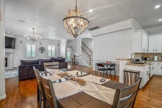 1821 Rosedale St in Houston, TX - Building Photo - Building Photo