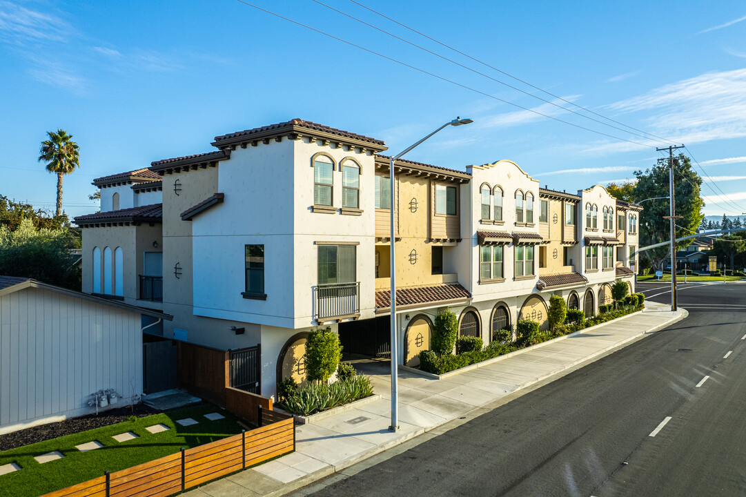 Rosa in Santa Clara, CA - Foto de edificio