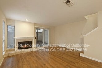 9200 Madison Green Ln in Orangevale, CA - Building Photo - Building Photo