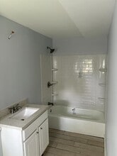 51 Place Terrace in Greenfield, MA - Building Photo - Building Photo