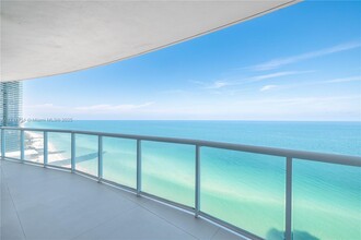 18671 Collins Ave in Sunny Isles Beach, FL - Building Photo - Building Photo