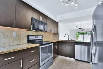 3501 Magellan Cir in Aventura, FL - Building Photo - Building Photo
