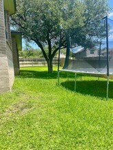 1333 Spicewood Dr in Burnet, TX - Building Photo - Building Photo