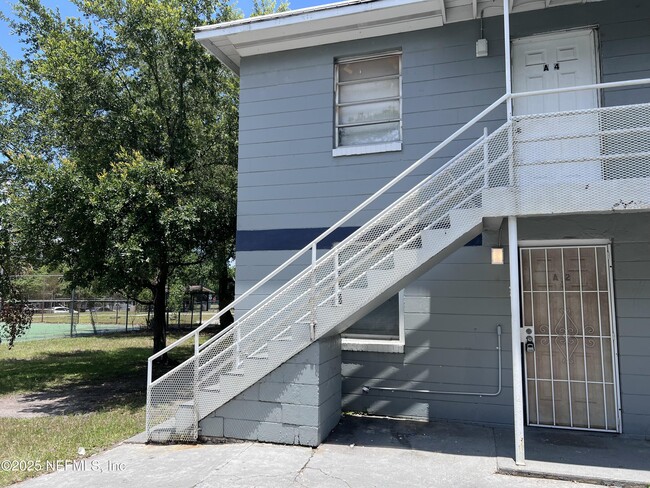 property at 232 Chelsea St