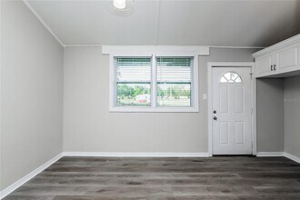 4007 E Osborne Ave in Tampa, FL - Building Photo - Building Photo