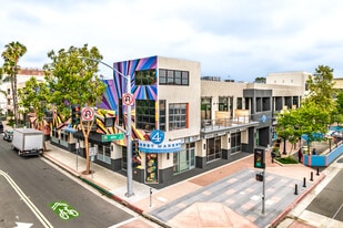 Market Lofts DTSA in Santa Ana, CA - Building Photo
