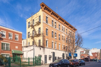 181 Macdougal St in Brooklyn, NY - Building Photo - Building Photo