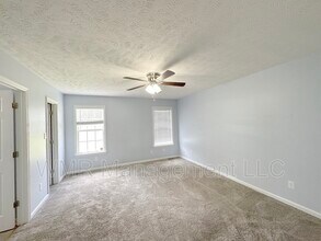223 Woodland Dr in Raeford, NC - Building Photo - Building Photo