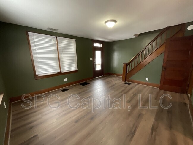 727 N Pitt St in Carlisle, PA - Building Photo - Building Photo