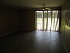 2309 Center Stone Ln in Riviera Beach, FL - Building Photo - Building Photo