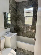 114 Antilla Ave in Coral Gables, FL - Building Photo - Building Photo