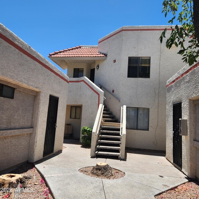 property at 835 N Granite Reef Rd