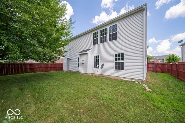 2931 Sentiment Ln in Greenwood, IN - Building Photo - Building Photo