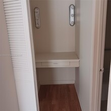 5906 NW 21st St in Lauderhill, FL - Foto de edificio - Building Photo