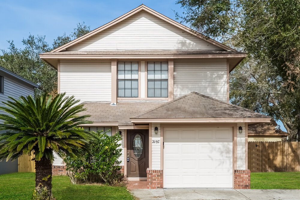2197 Grasmere Dr in Apopka, FL - Building Photo