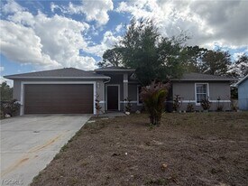 4807 5th St W in Lehigh Acres, FL - Building Photo