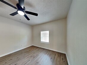 1002 Noble Ave in Carrollton, TX - Building Photo - Building Photo