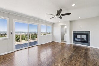 12 Belvedere Ct in Burlingame, CA - Building Photo - Building Photo