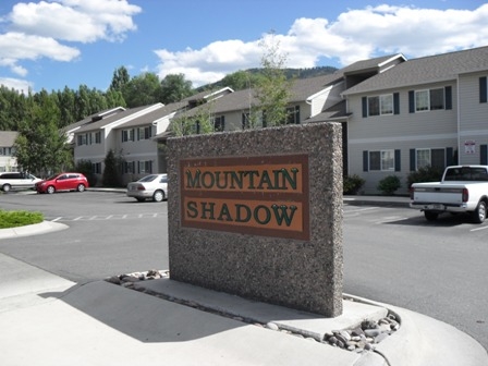 Mountain Shadows in Missoula, MT - Foto de edificio